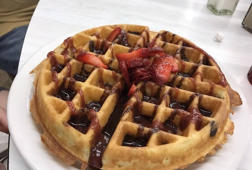 Recetas de WIC Waffles con frutas y chocolate