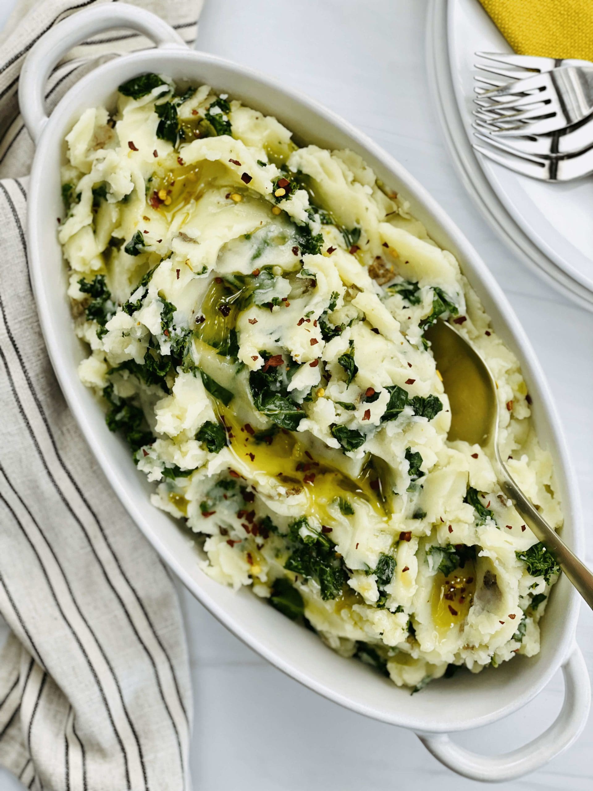 Vegan Mashed Potatoes pamoja na Kale